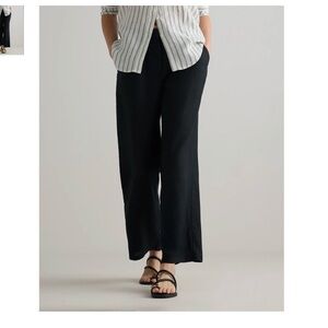 Quince Black 100% European Linen Pleated Trouser